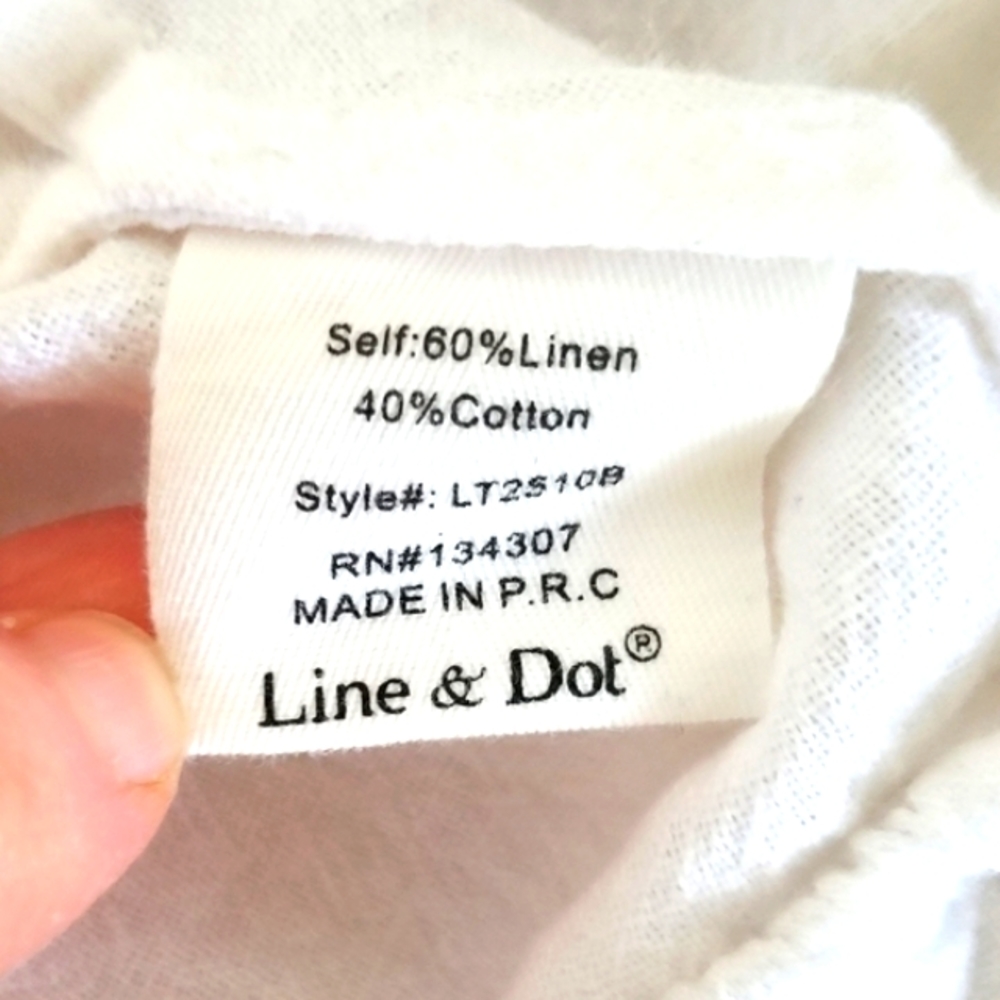 New!Line & Dot L Flutter Sleeve Top - image 8